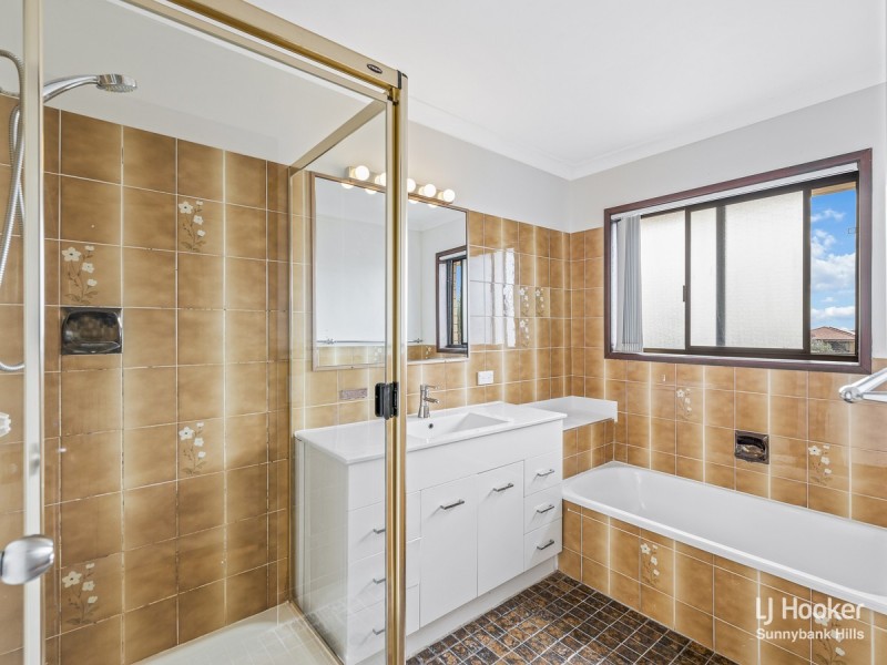 23 Warrington Street, Robertson QLD 4109