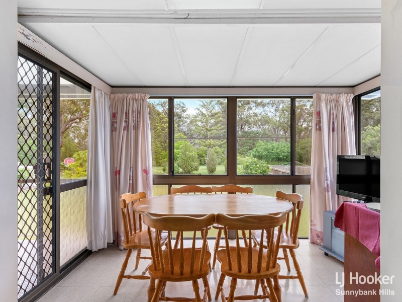 27 Auckland Street, Wishart QLD 4122
