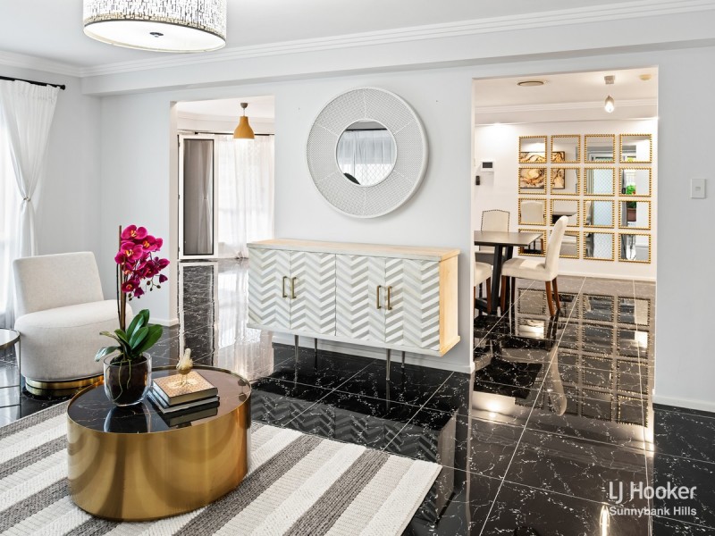 56 Juniper Circuit, Stretton QLD 4116