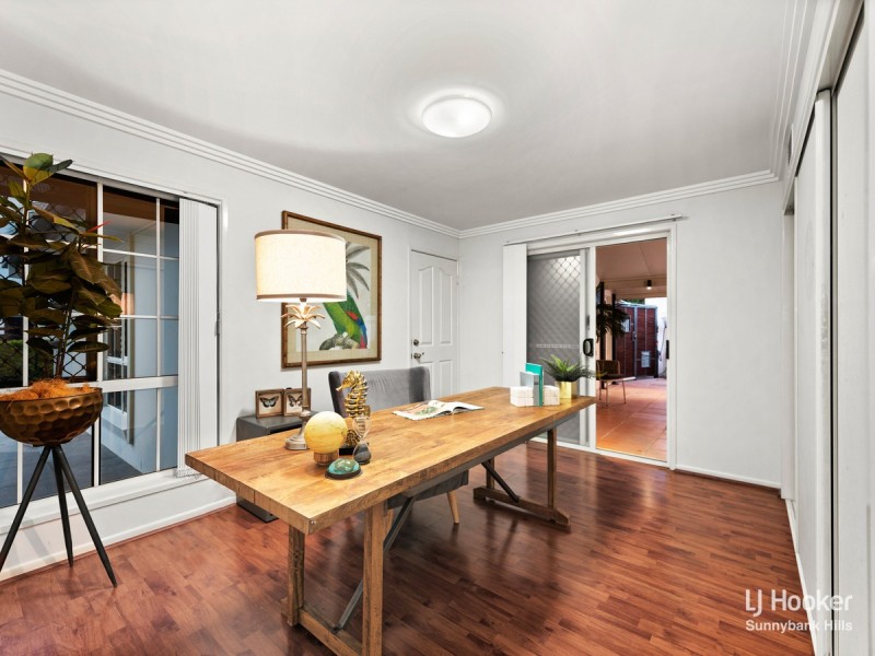 56 Juniper Circuit, Stretton QLD 4116