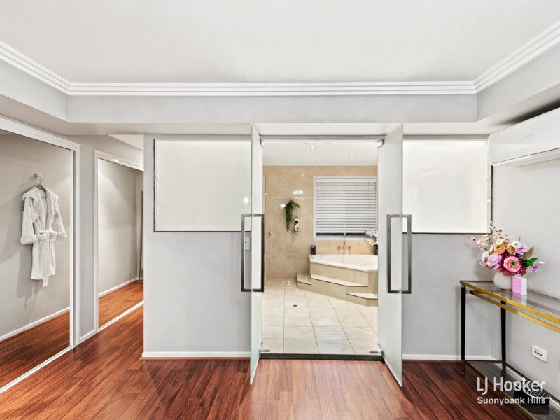 56 Juniper Circuit, Stretton QLD 4116