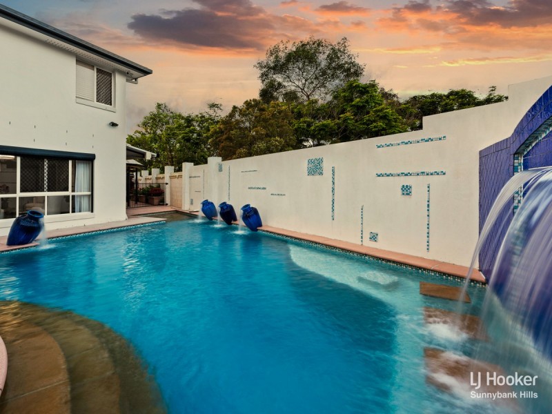 56 Juniper Circuit, Stretton QLD 4116