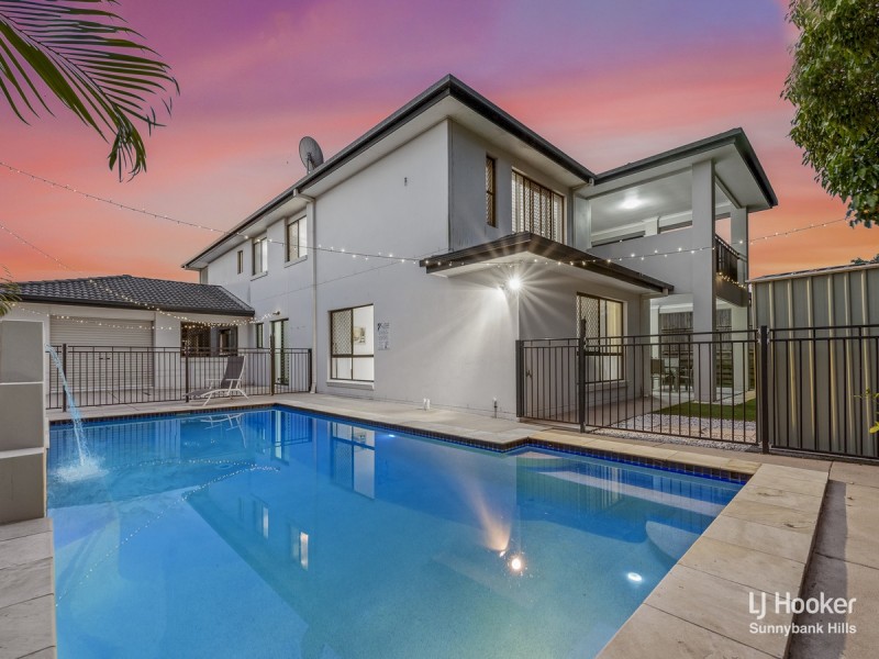 2 Trevi Close, Eight Mile Plains QLD 4113