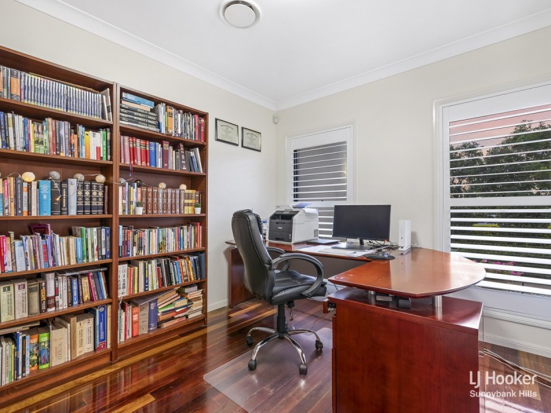 2 Trevi Close, Eight Mile Plains QLD 4113