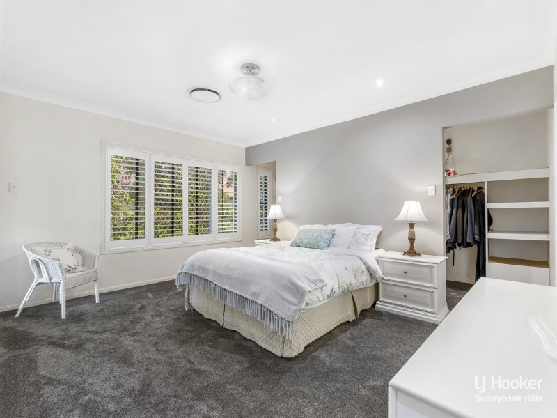 2 Trevi Close, Eight Mile Plains QLD 4113