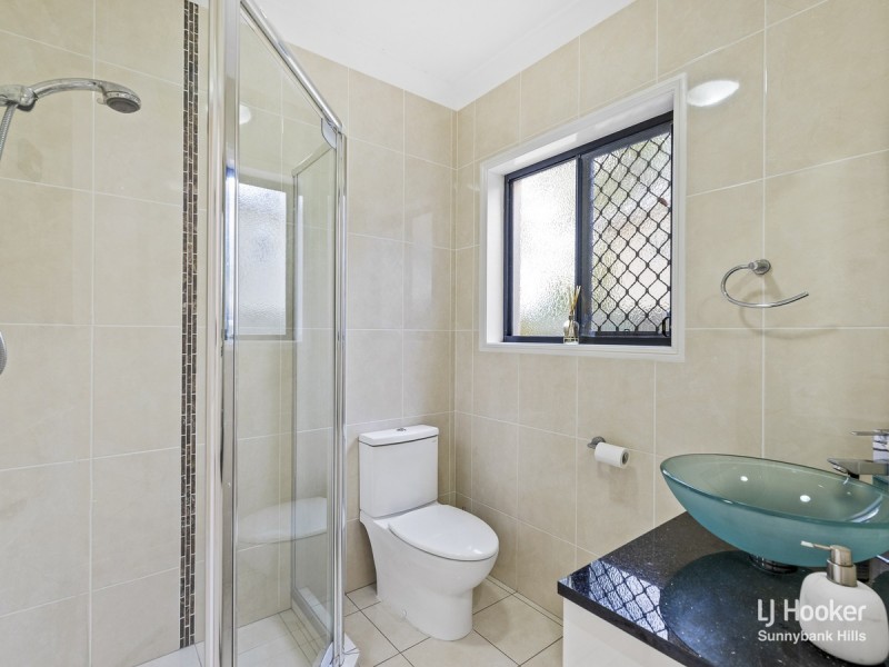 2 Trevi Close, Eight Mile Plains QLD 4113