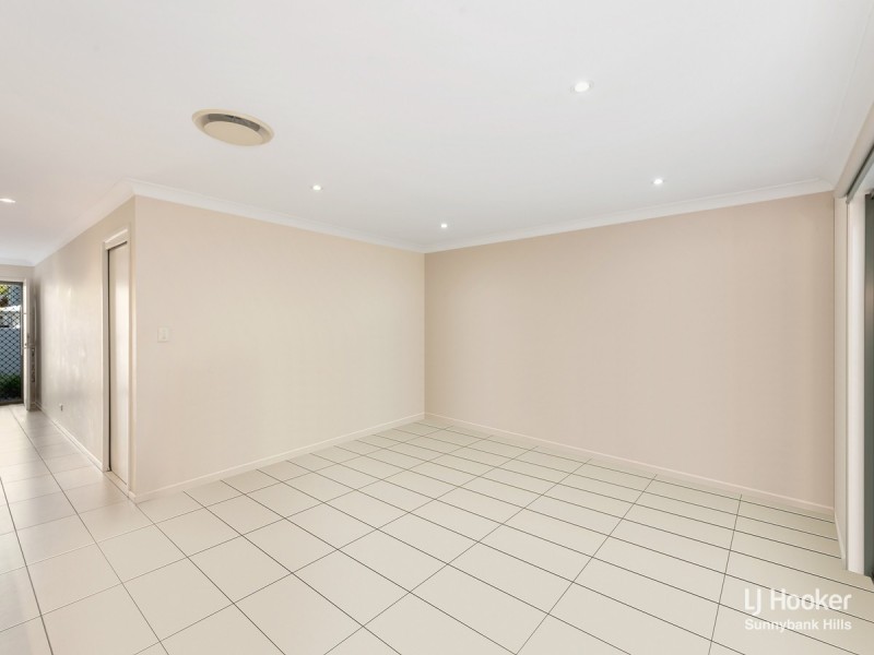 17/37 Slobodian Avenue, Eight Mile Plains QLD 4113