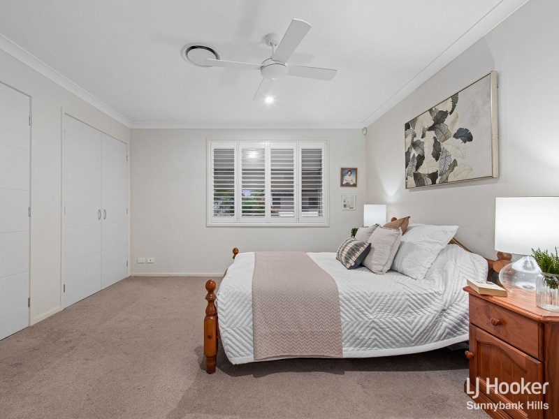 6 Culzean Street, Mansfield QLD 4122
