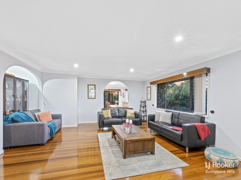 105 Stones Road, Sunnybank Hills QLD 4109