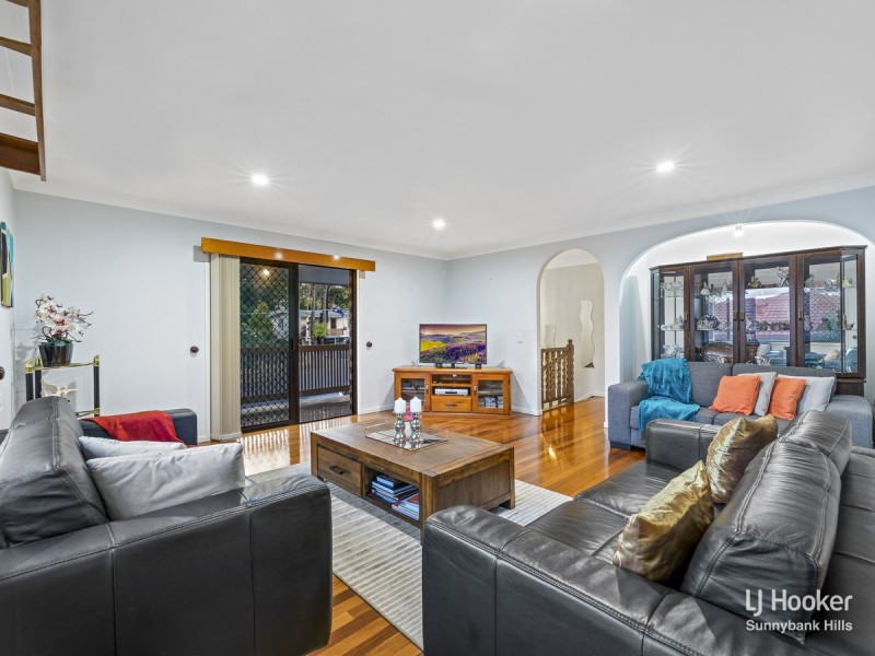 105 Stones Road, Sunnybank Hills QLD 4109