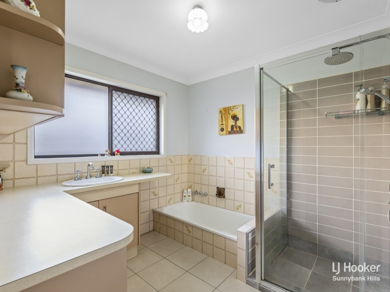 105 Stones Road, Sunnybank Hills QLD 4109