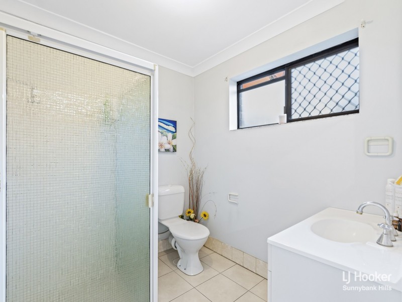 105 Stones Road, Sunnybank Hills QLD 4109