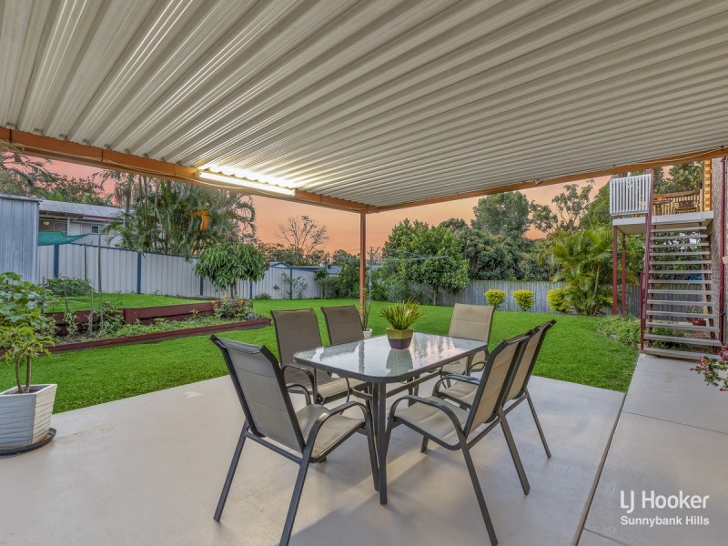 105 Stones Road, Sunnybank Hills QLD 4109