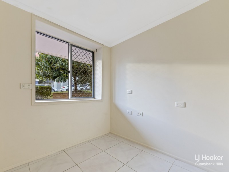 13 Le Grand Street, Macgregor QLD 4109