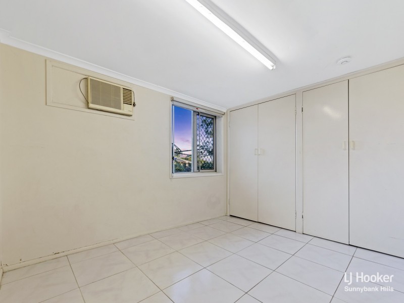 13 Le Grand Street, Macgregor QLD 4109