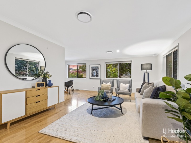 72 Azalea Crescent, Calamvale QLD 4116