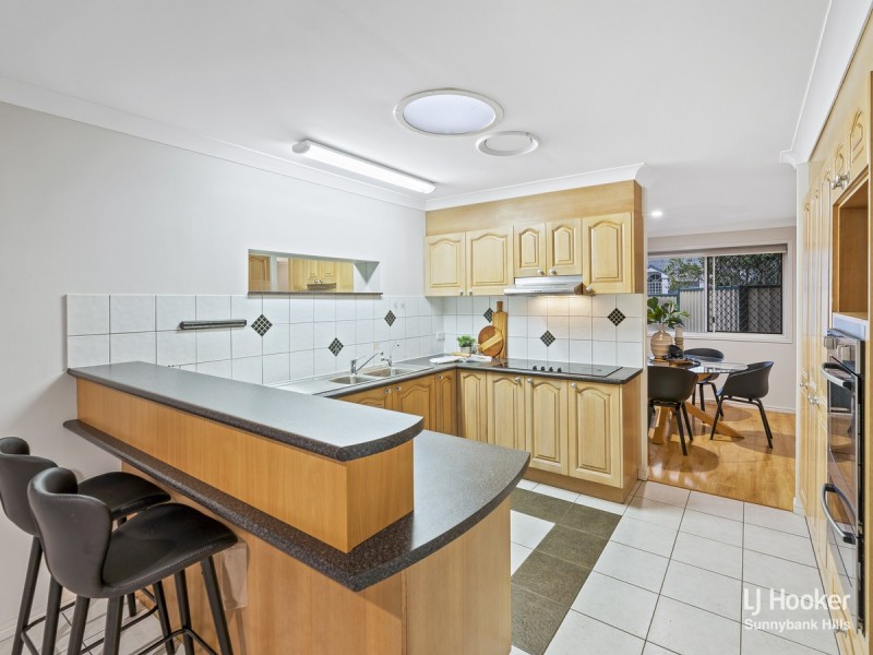 72 Azalea Crescent, Calamvale QLD 4116