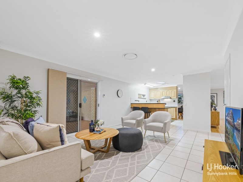 72 Azalea Crescent, Calamvale QLD 4116