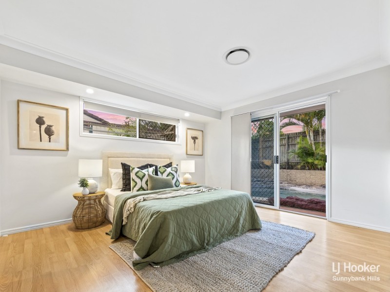 72 Azalea Crescent, Calamvale QLD 4116
