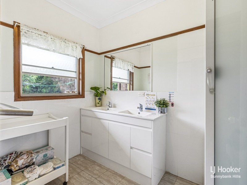 60 Malbon Street, Eight Mile Plains QLD 4113