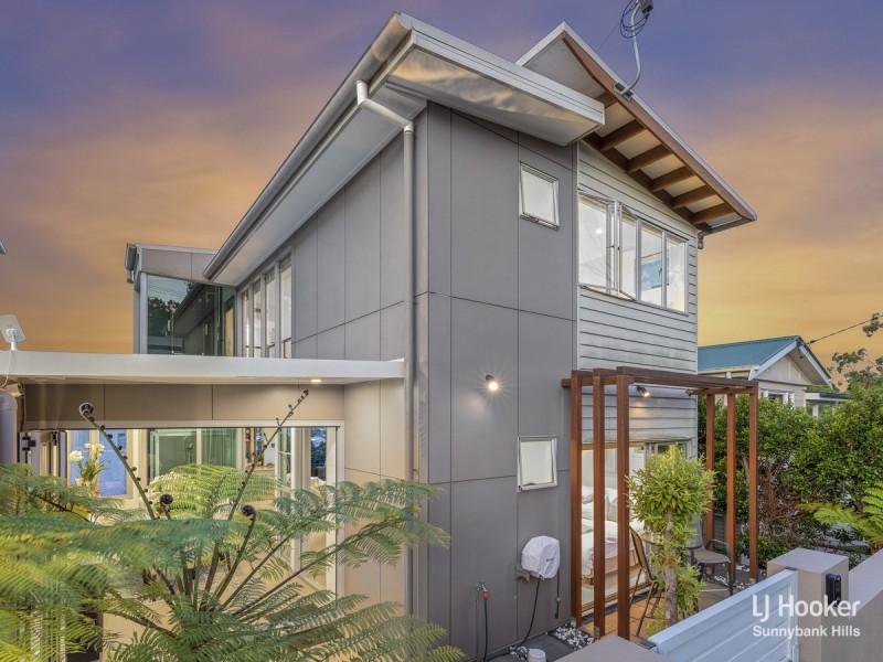 266 Oxford Street, Balmoral QLD 4171