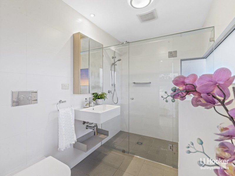 266 Oxford Street, Balmoral QLD 4171