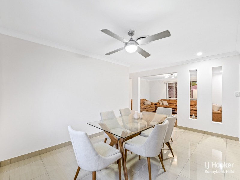 30 Carnation Crescent, Calamvale QLD 4116