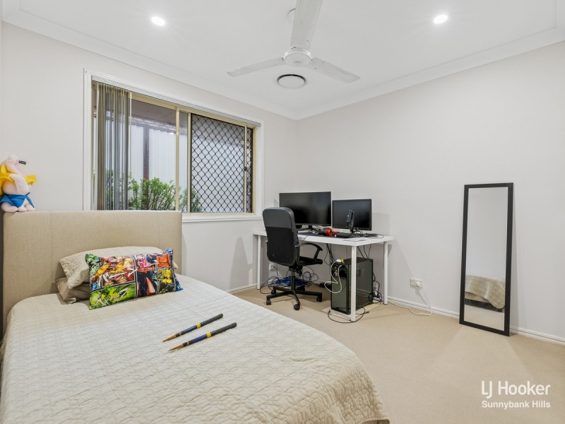 30 Carnation Crescent, Calamvale QLD 4116