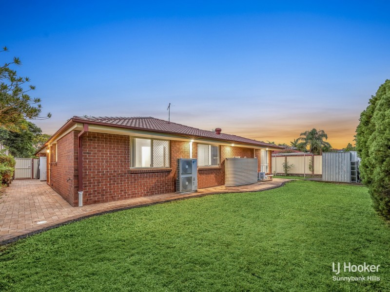 30 Carnation Crescent, Calamvale QLD 4116