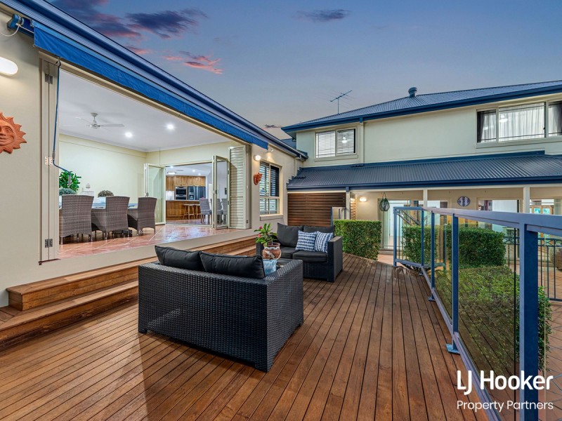 10 Sovereign Close, Wishart QLD 4122