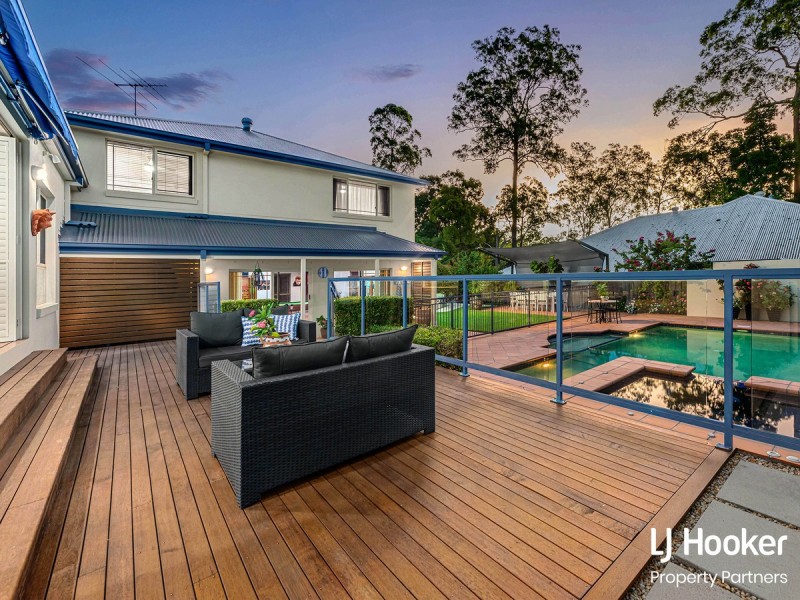 10 Sovereign Close, Wishart QLD 4122