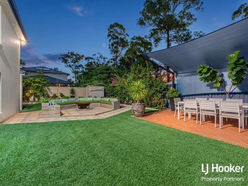 10 Sovereign Close, Wishart QLD 4122