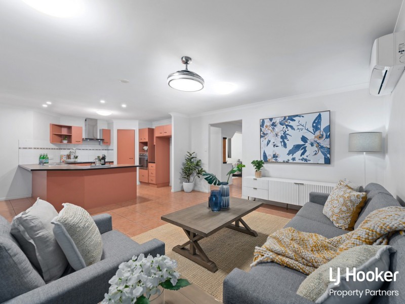 15 Cotswold Place, Wishart QLD 4122