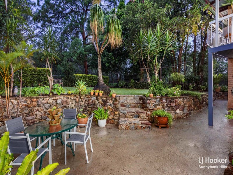 24 Amsterdam Street, Wishart QLD 4122