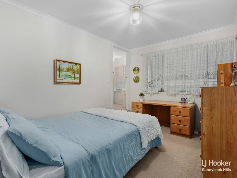 24 Amsterdam Street, Wishart QLD 4122