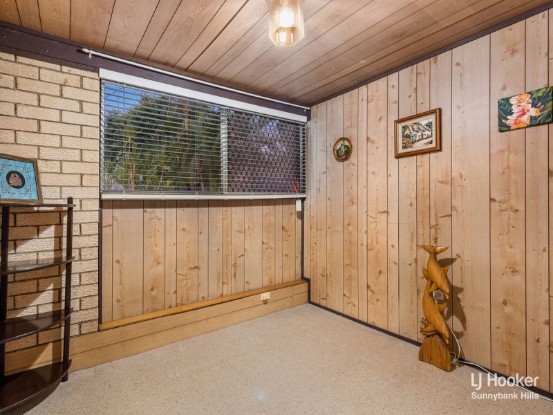 24 Amsterdam Street, Wishart QLD 4122