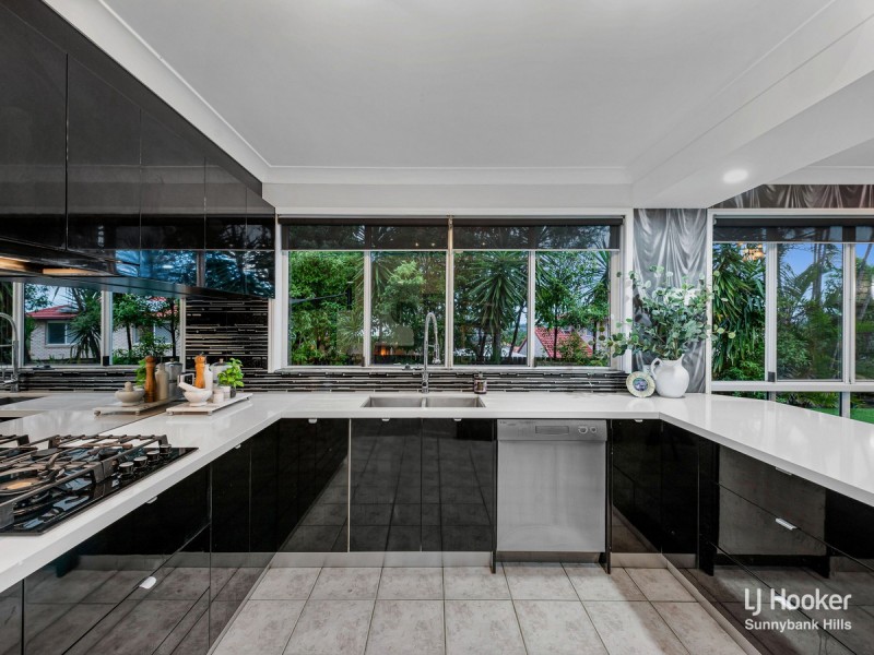12 Buckinghamia Place, Stretton QLD 4116