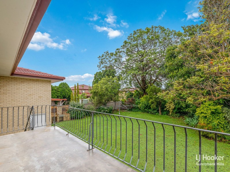 17 Sunderland Street, Macgregor QLD 4109