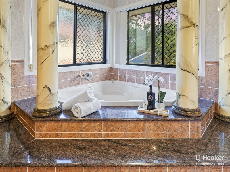 56 Poinciana Crescent, Stretton QLD 4116