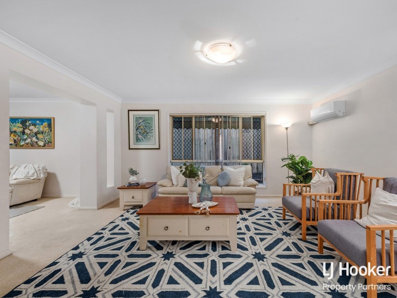 12 Sandwell Close, Wishart QLD 4122