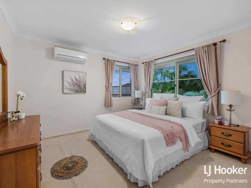 12 Sandwell Close, Wishart QLD 4122