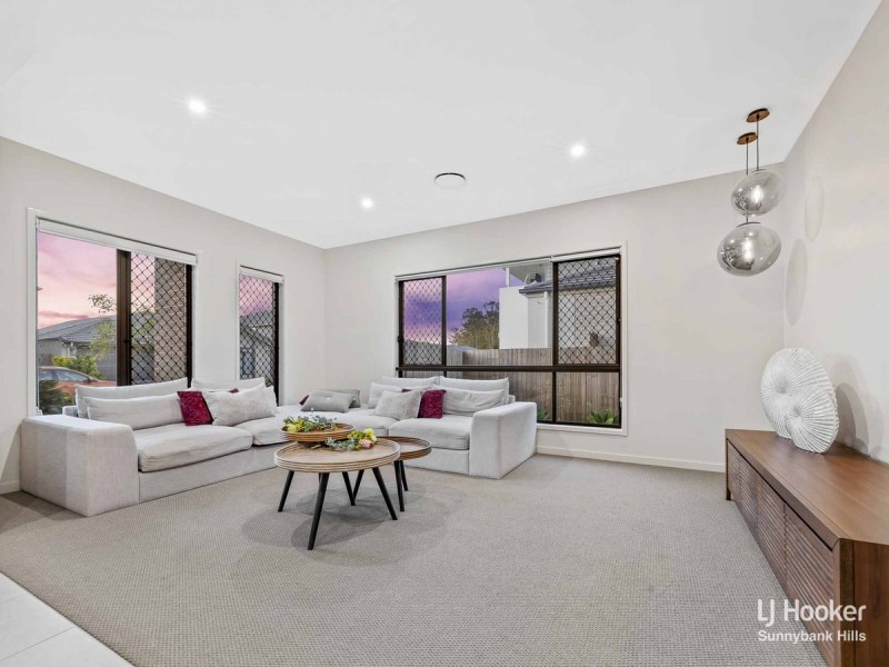 9 Rufous Circuit, Pallara QLD 4110