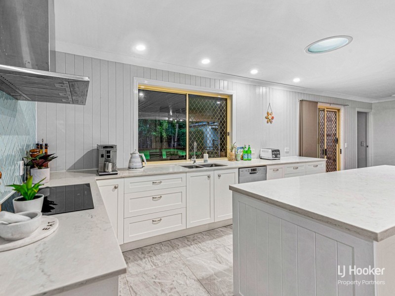 40 Solandra Crescent, Calamvale QLD 4116