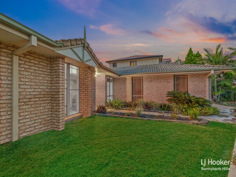 11 Paddington Crescent, Stretton QLD 4116