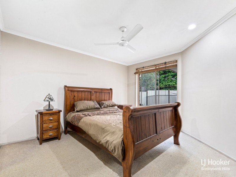 11 Paddington Crescent, Stretton QLD 4116