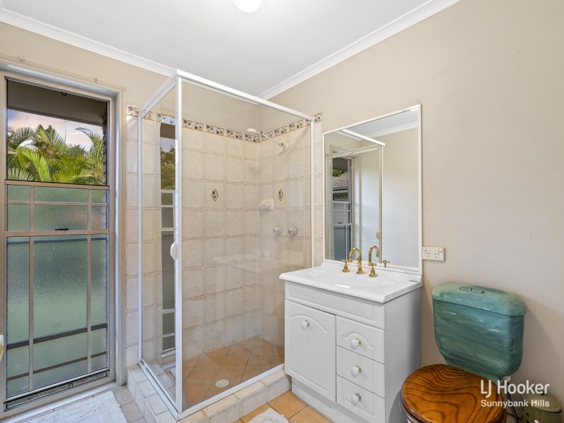 11 Paddington Crescent, Stretton QLD 4116