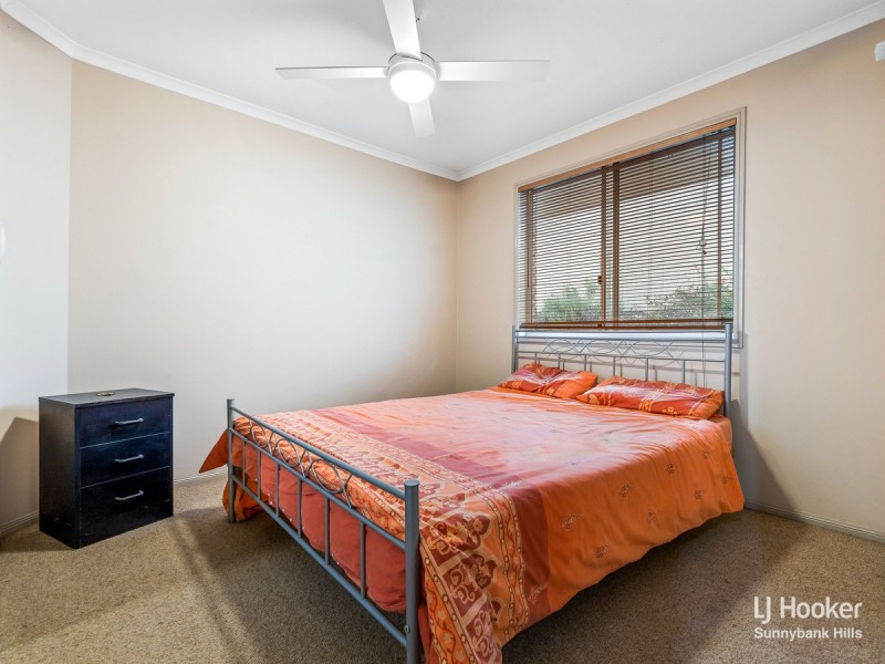 11 Paddington Crescent, Stretton QLD 4116