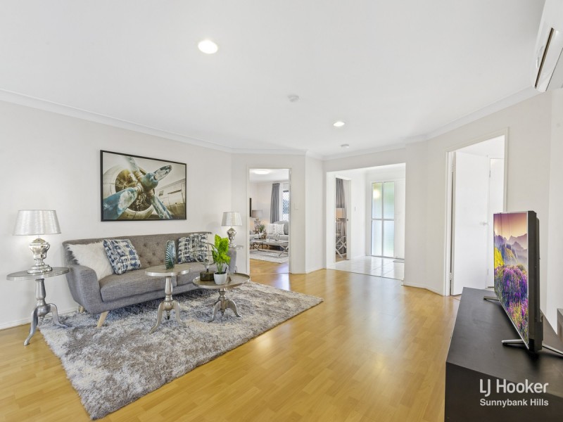 33 Yewleaf Place, Calamvale QLD 4116