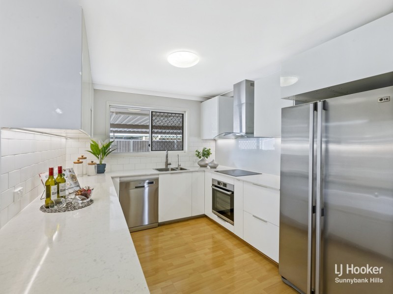 33 Yewleaf Place, Calamvale QLD 4116