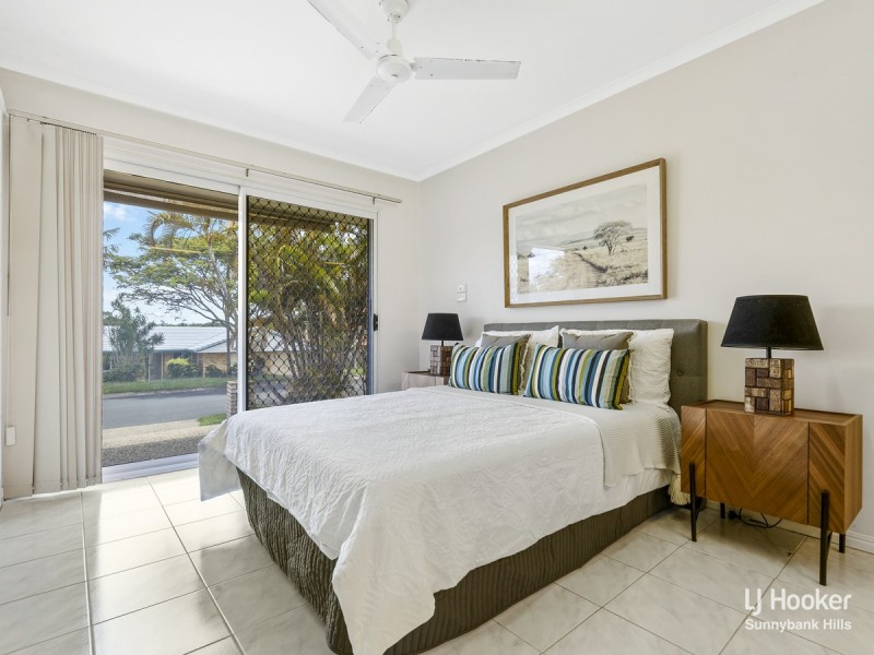 33 Yewleaf Place, Calamvale QLD 4116